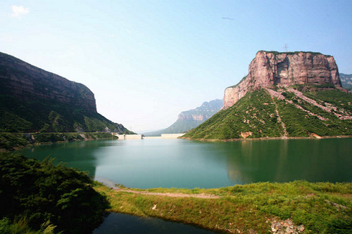宝泉水库大坝.jpg