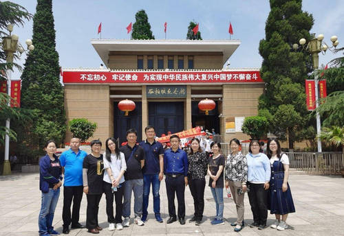 西柏坡纪念馆.jpg