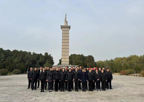 小窑头烈士陵园.jpg