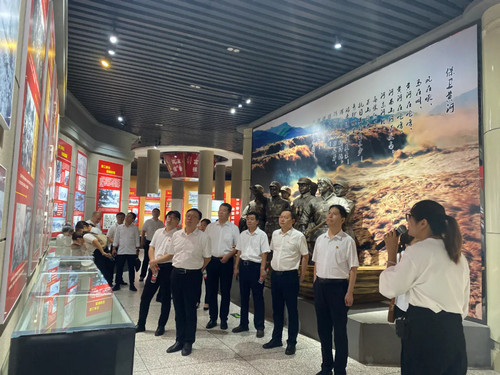 杜八联革命纪念馆.jpg