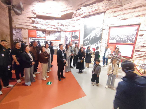 红旗渠纪念馆.jpg 红旗渠纪念馆.jpg