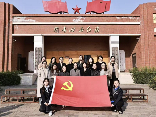 兰考四面红旗展览馆.jpg 兰考四面红旗展览馆.jpg
