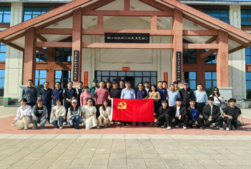 南水北调淅川移民展览馆.jpg