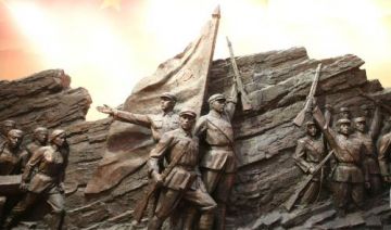 大别山精神是顾全大局,勇挑重担的精神;是艰苦奋斗,战胜一切困难的精神;是实事求是,一切从实际出发的精神